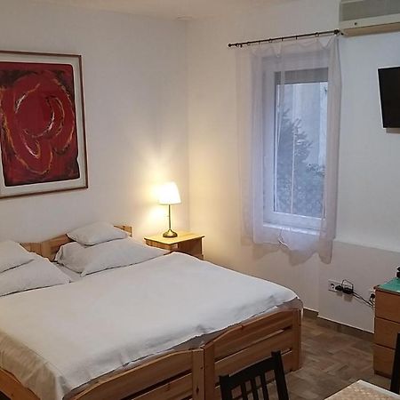 O-Ujlak Apartman บูดาเปสต์ ภายนอก รูปภาพ