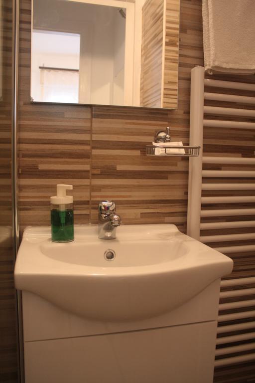 O-Ujlak Apartman บูดาเปสต์ ภายนอก รูปภาพ