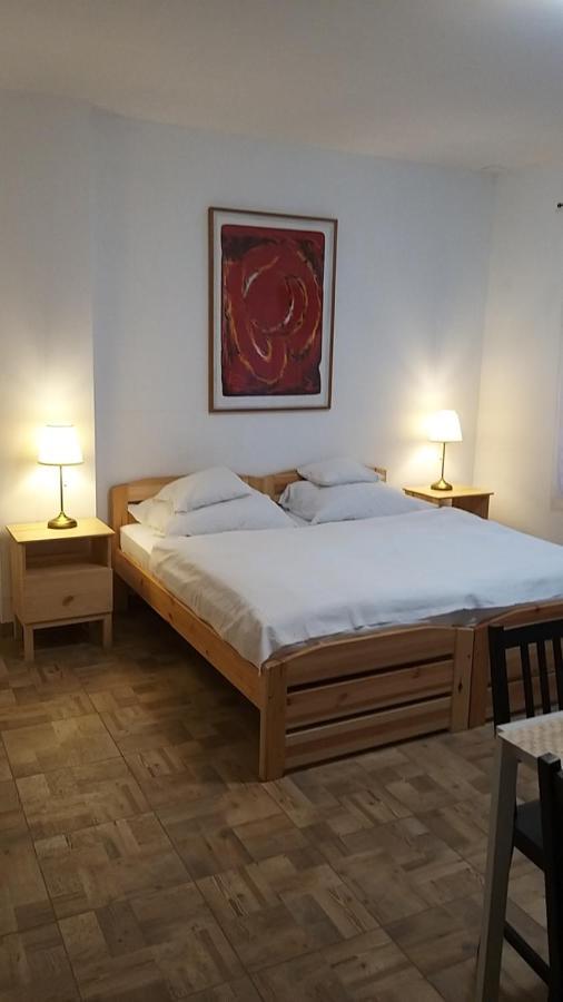 O-Ujlak Apartman บูดาเปสต์ ภายนอก รูปภาพ